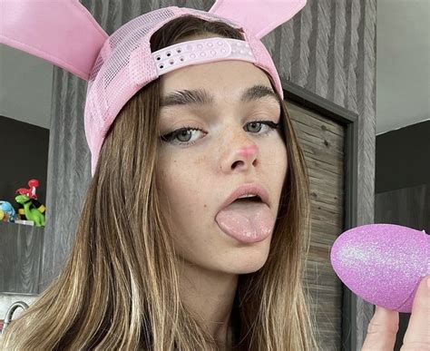 13. Megnutt02, whose real name is Megan Guthrie, is a famous TikTok star. She started her career on TikTok in 2019 and has become an online sensation since, attracting over 7.2 million followers. 